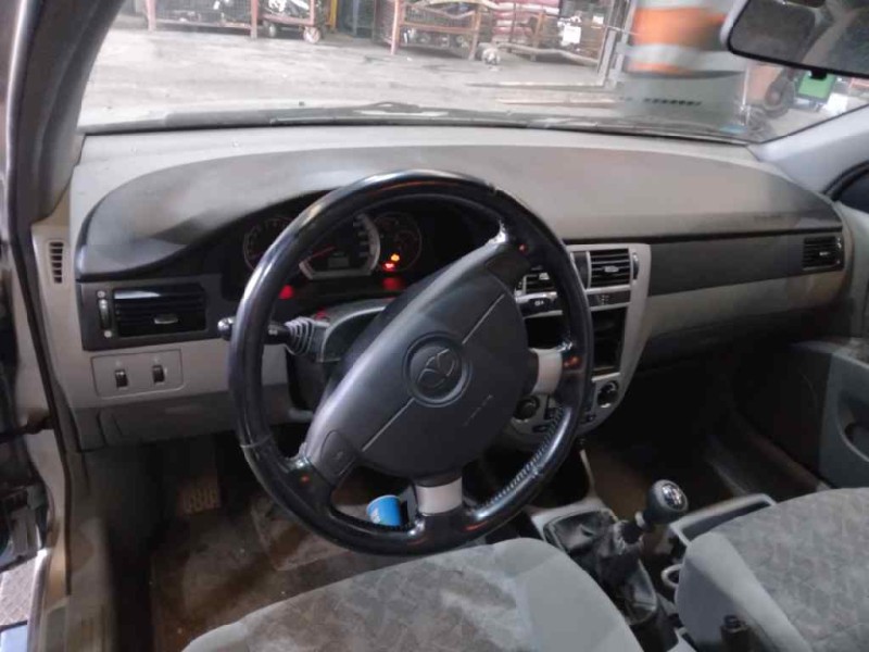 daewoo nubira berlina del año 2003