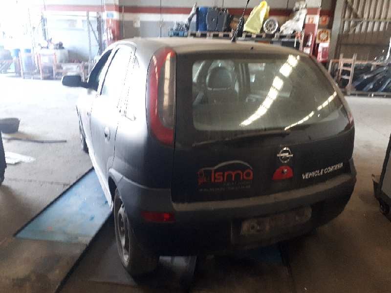 opel corsa c del año 2002