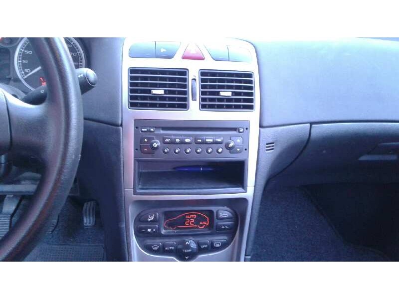 peugeot 307 (s1) del año 2001