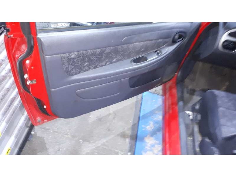 daewoo lanos del año 2001