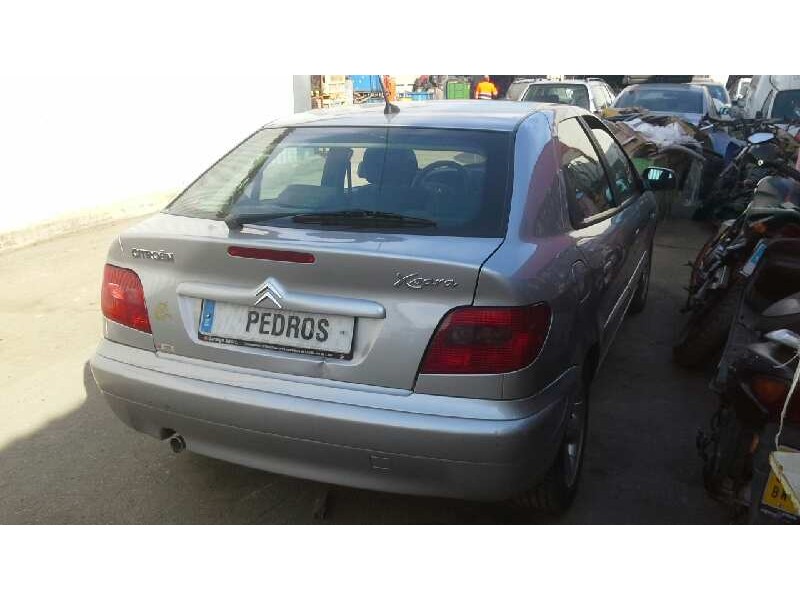 citroën xsara berlina del año 2001