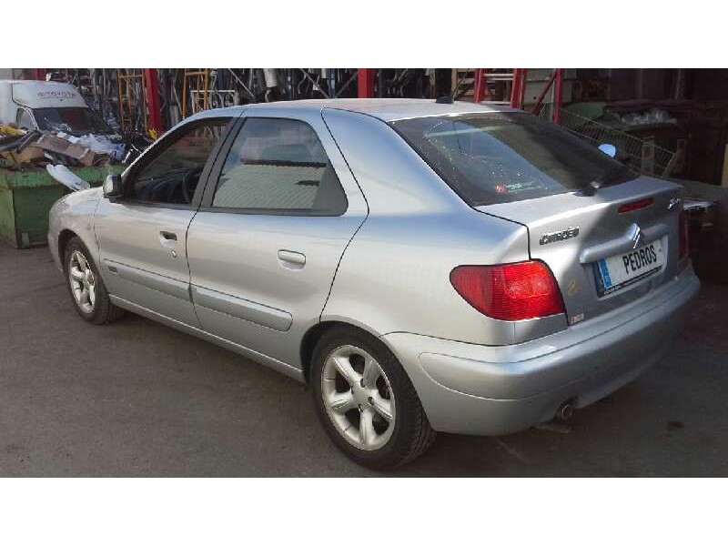 citroën xsara berlina del año 2001