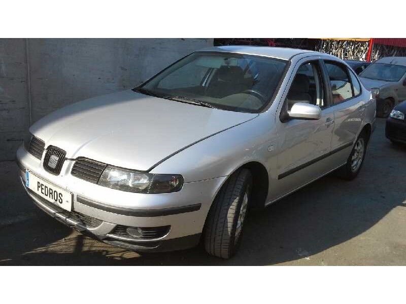 seat toledo (1m2) del año 2000