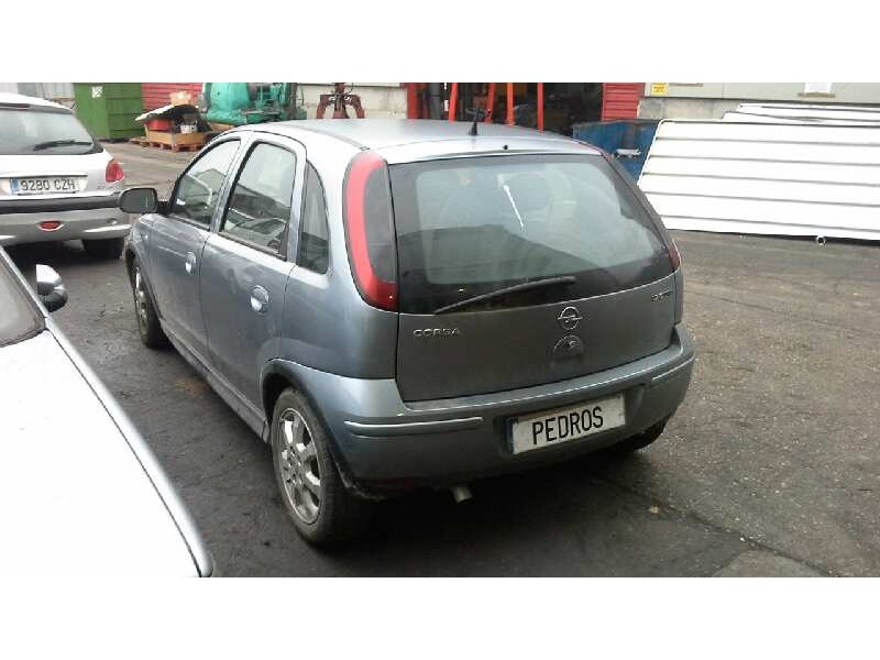 opel corsa c del año 2003