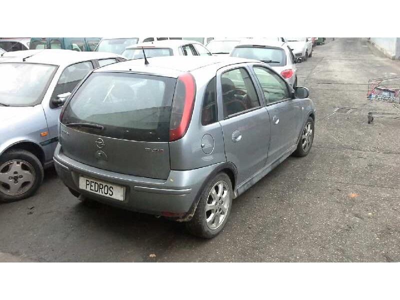 opel corsa c del año 2003