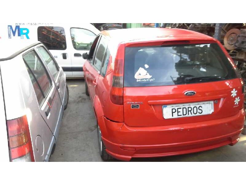 ford fiesta (cbk) del año 2004