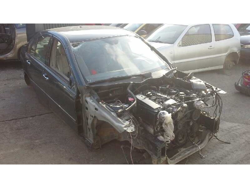 mercedes-benz clase c (w203) berlina del año 2004