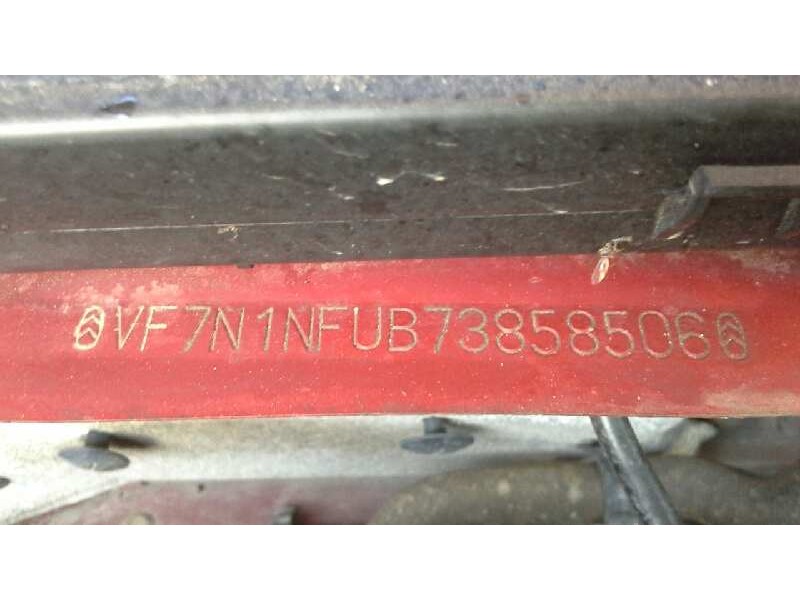 citroën xsara berlina del año 2004