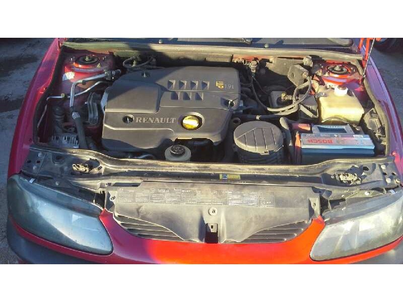 renault laguna (b56) del año 2000