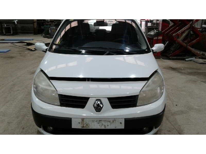 renault scenic ii del año 2004