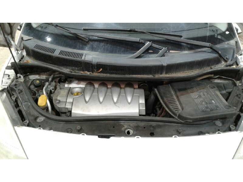 renault scenic ii del año 2004