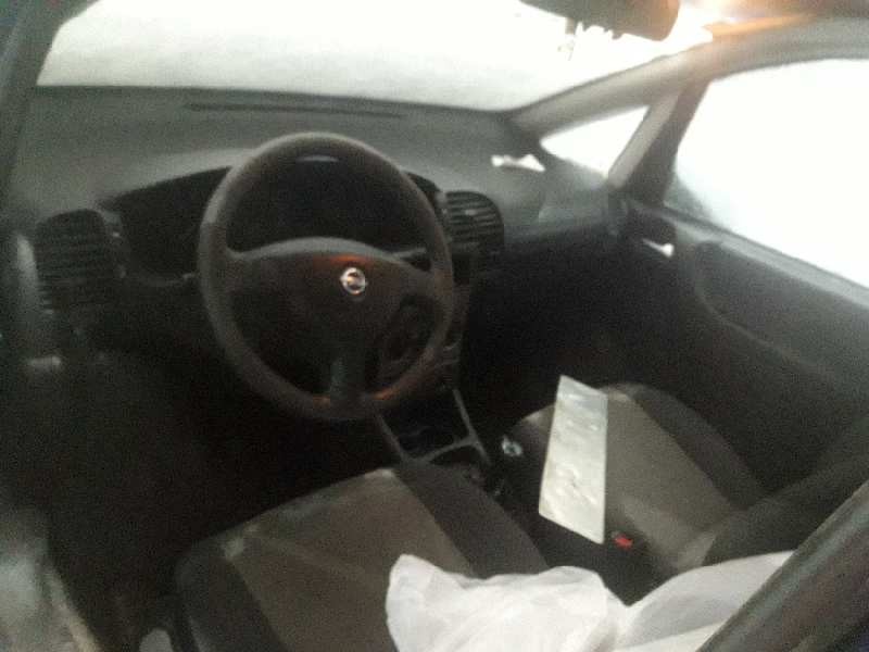 opel zafira a del año 2004