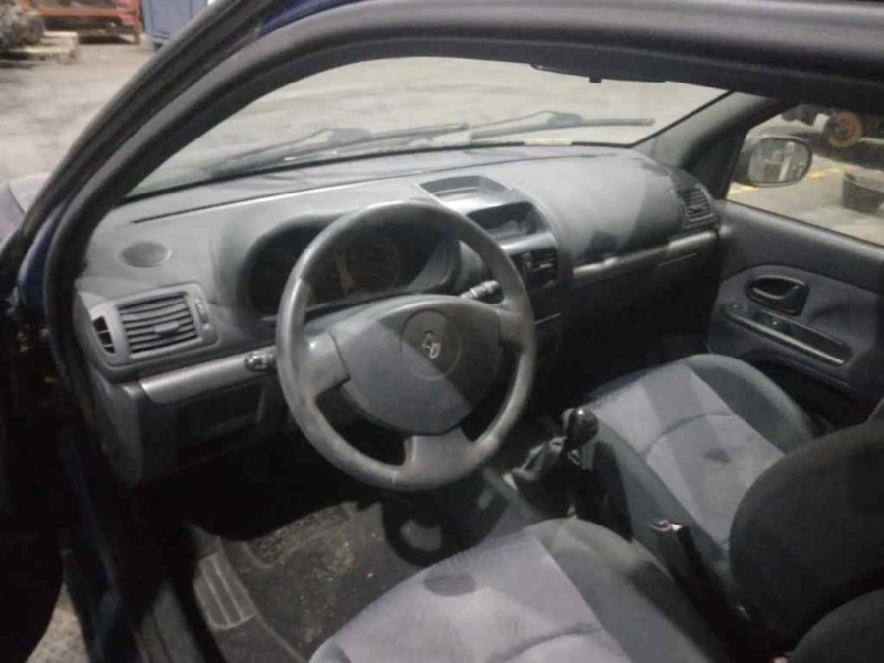 renault clio ii fase ii (b/cb0) del año 2002