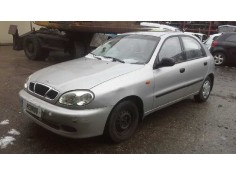 daewoo lanos del año 2001