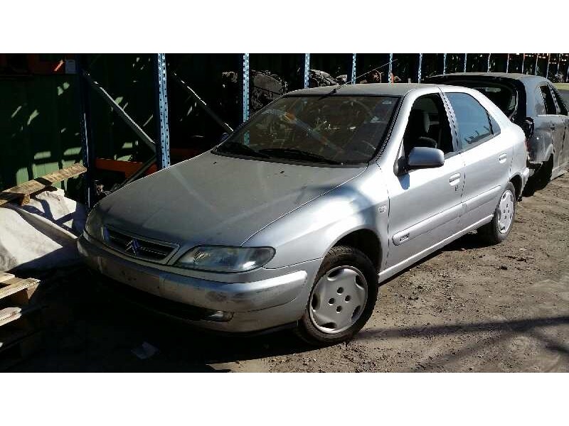 citroën xsara berlina del año 2000