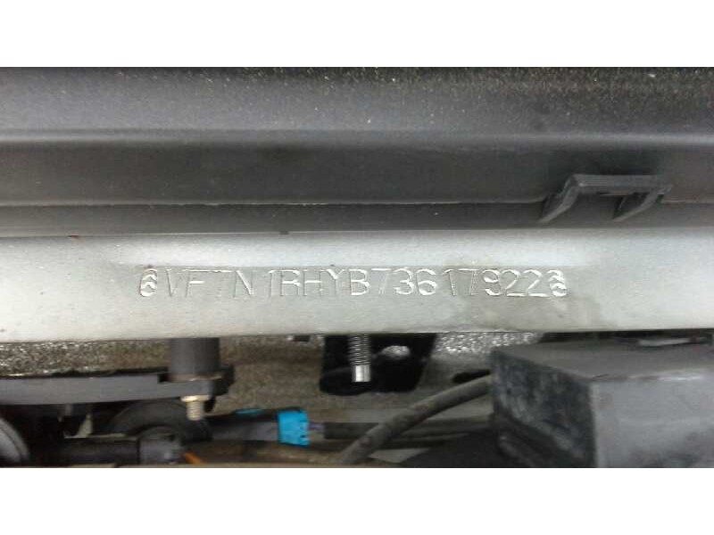 citroën xsara berlina del año 2002