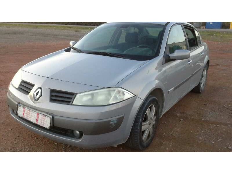 renault megane ii classic berlina del año 2005