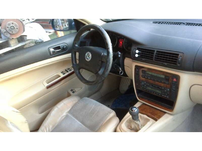 volkswagen passat berlina (3b3) del año 2001