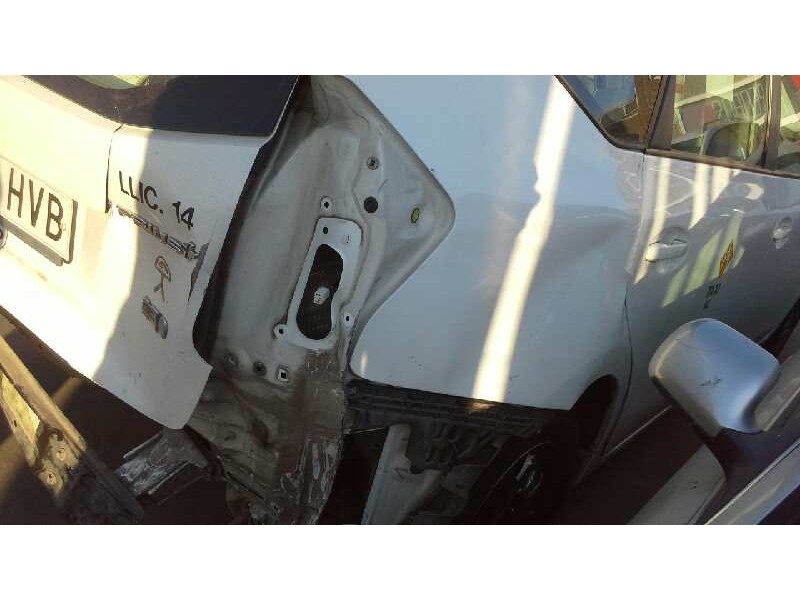 toyota prius+ del año 2013