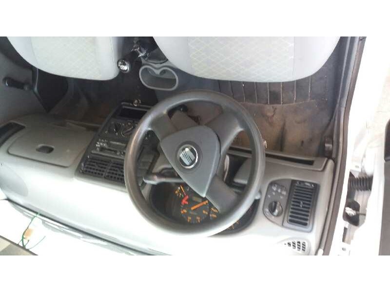 seat inca (6k9) del año 2001