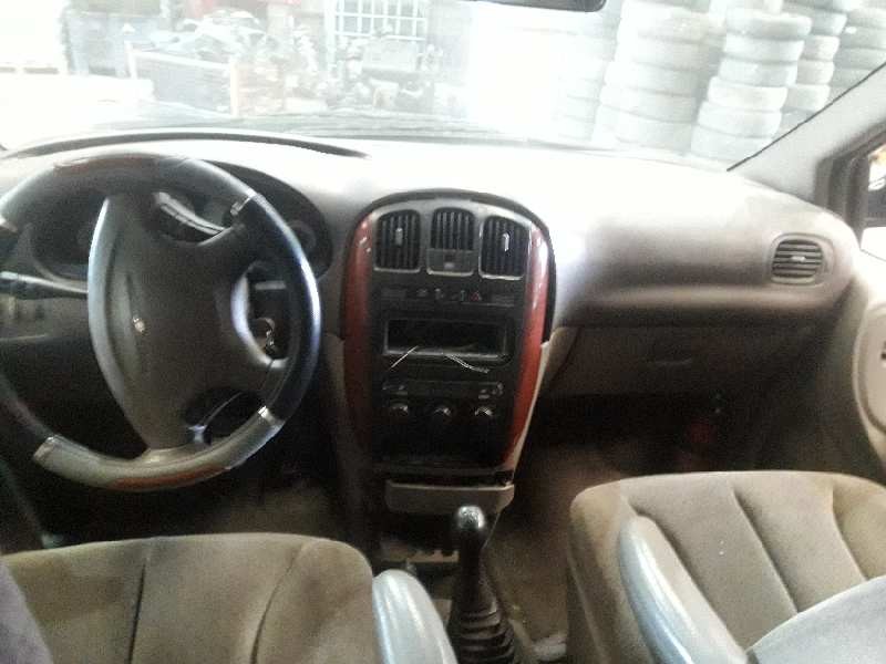 chrysler voyager (rg) del año 2001