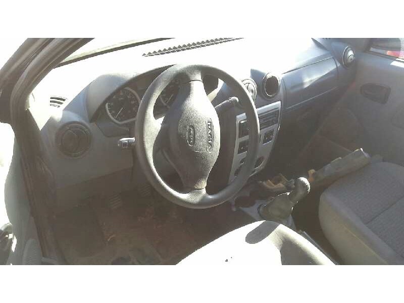 dacia logan del año 2008