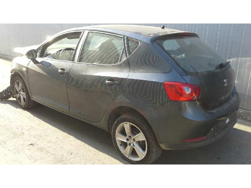 seat ibiza (6j5) del año 2010