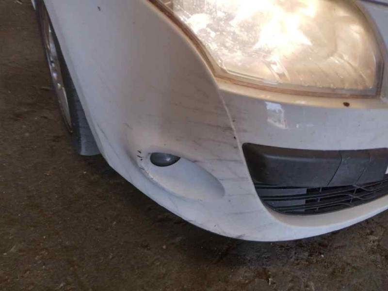 renault megane iii berlina 5 p del año 2011