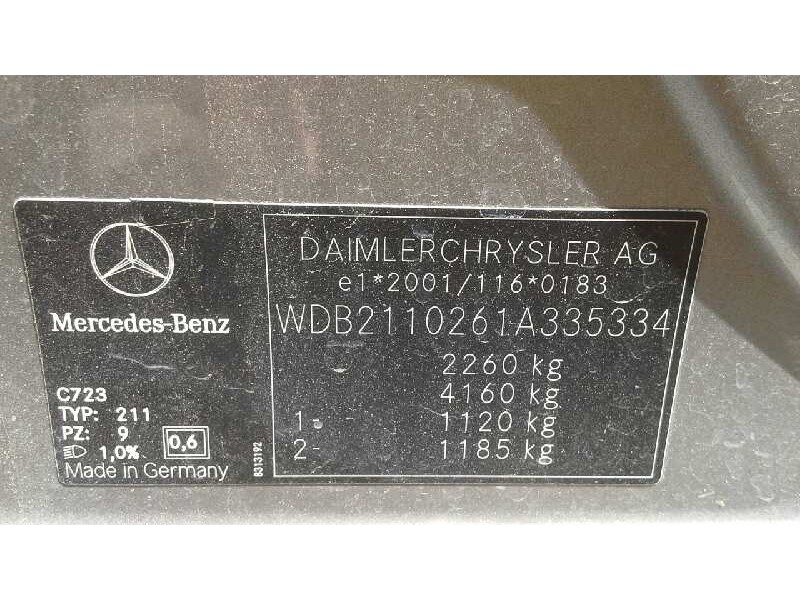 mercedes-benz clase e (w211) berlina del año 2003