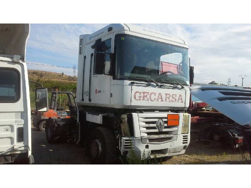 renault magnum del año 2004