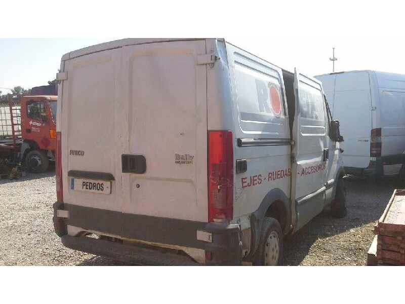 iveco daily caja cerrada (1999 =>) del año 2003