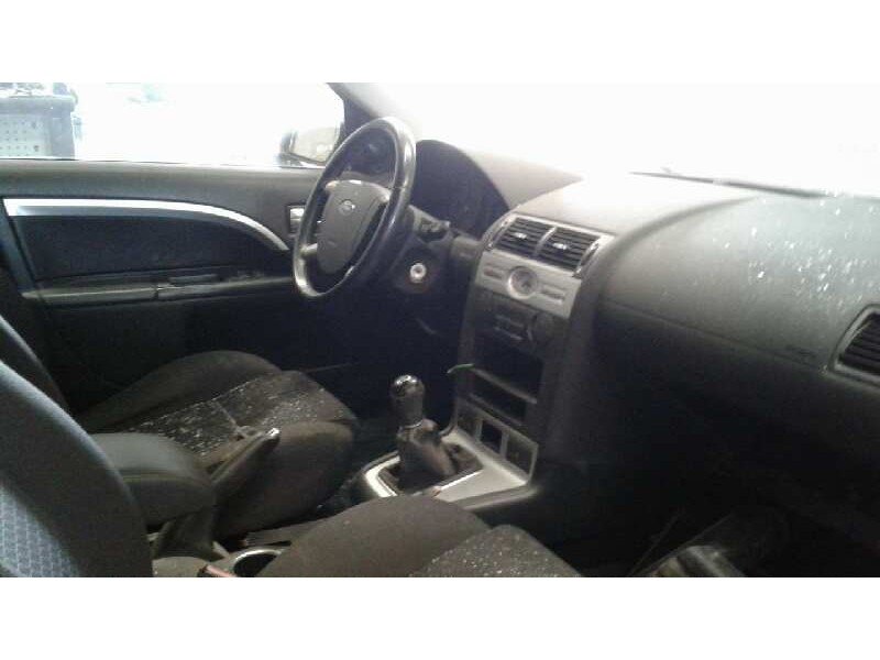 ford mondeo berlina (ge) del año 2004