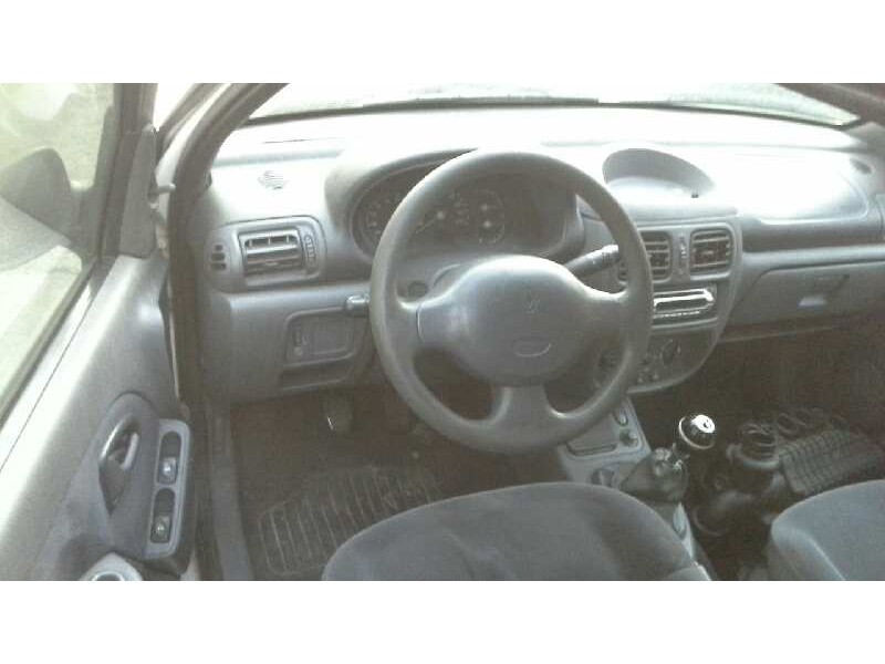 renault clio ii fase i (b/cbo) del año 1999