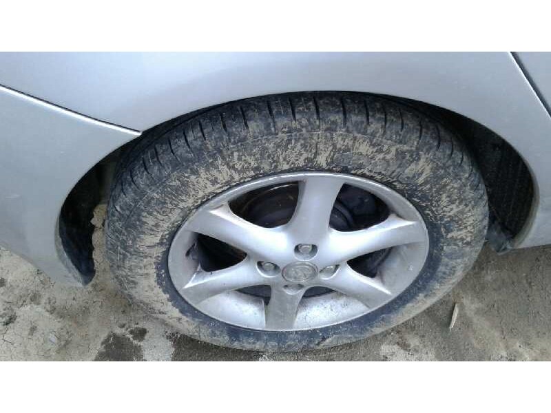 toyota corolla (e12) del año 2004