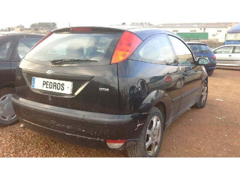 ford focus berlina (cak) del año 2003