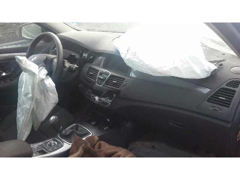 renault laguna iii del año 2009