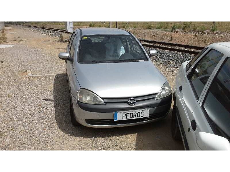 opel corsa c del año 2001
