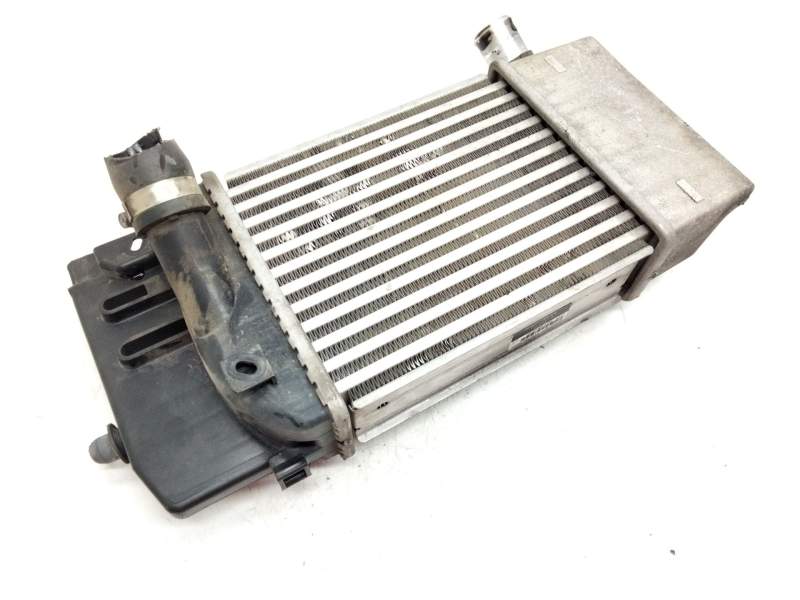 Recambio de intercooler para toyota yaris (_p13_) 1.4 d (nlp130_) referencia OEM IAM JD1271005100  