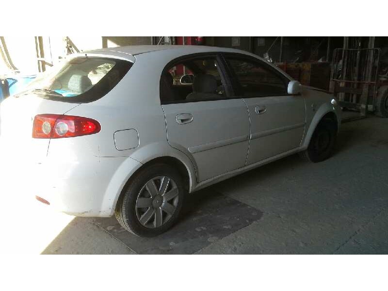daewoo lacetti del año 2004