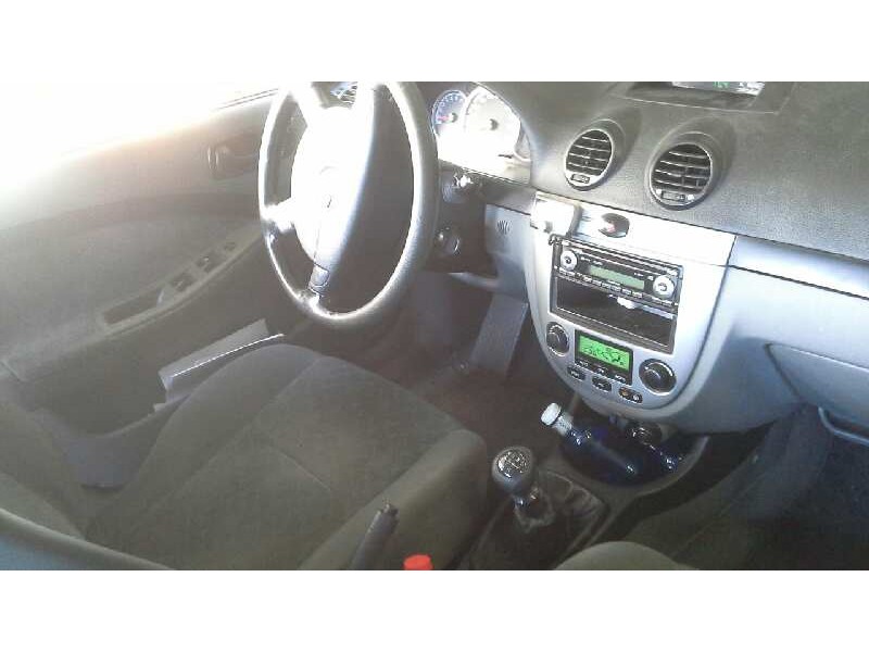 daewoo lacetti del año 2004