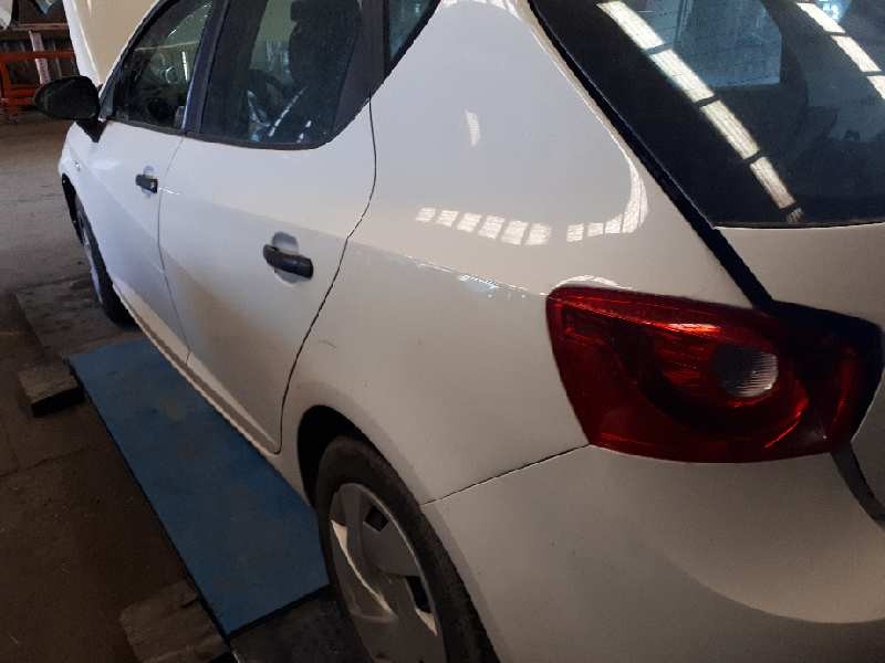 seat ibiza (6j5) del año 2011