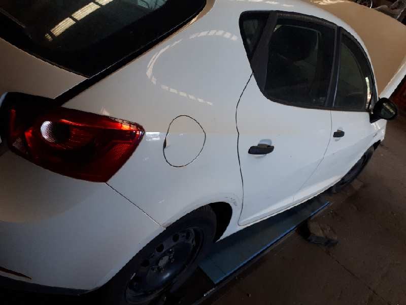 seat ibiza (6j5) del año 2011