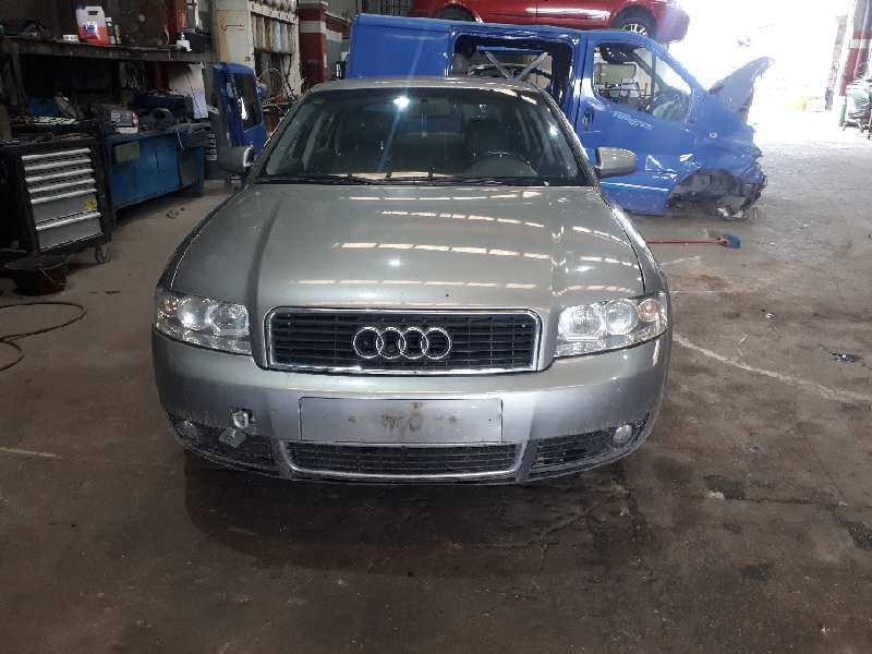 audi a4 berlina (8e) del año 2002