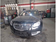 opel insignia berlina del año 2011