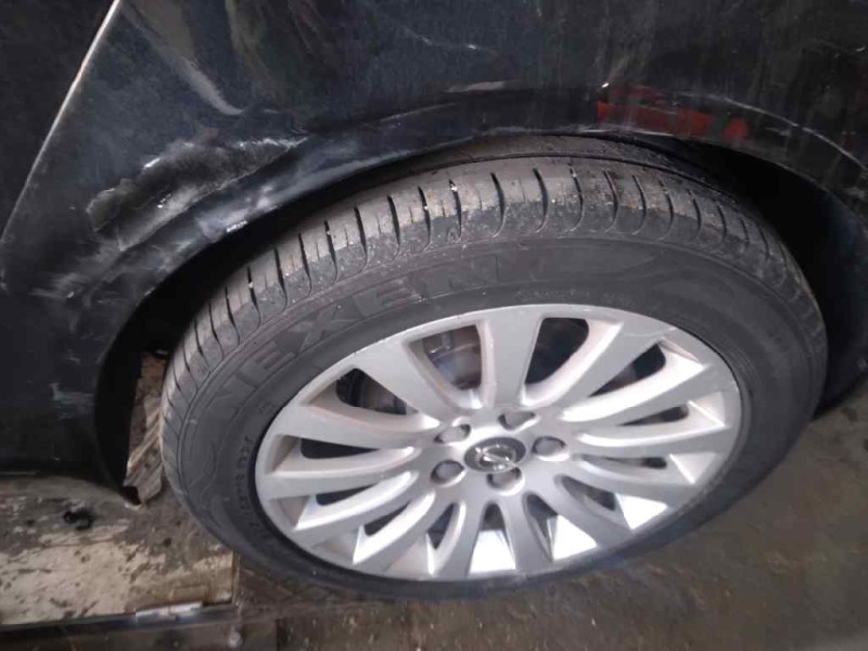 opel insignia berlina del año 2011