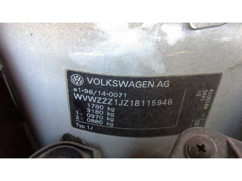 volkswagen golf iv berlina (1j1) del año 2001