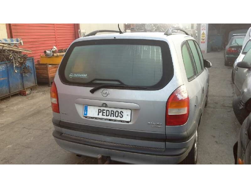 opel zafira a del año 2001