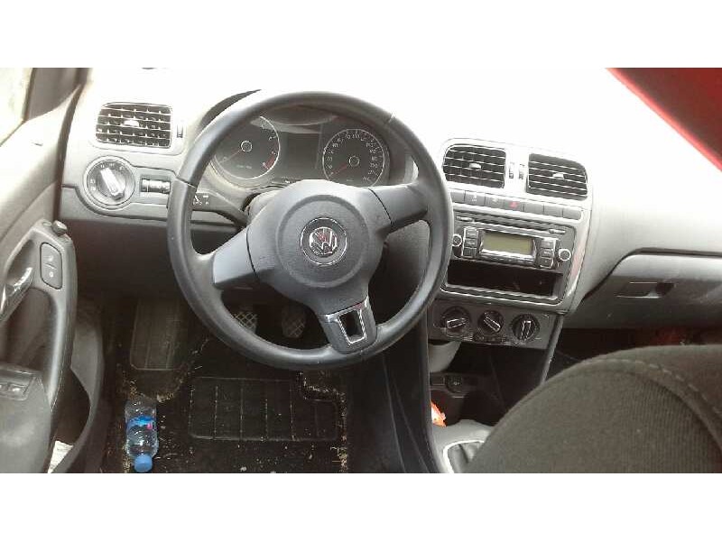 volkswagen polo (6r1) del año 2010