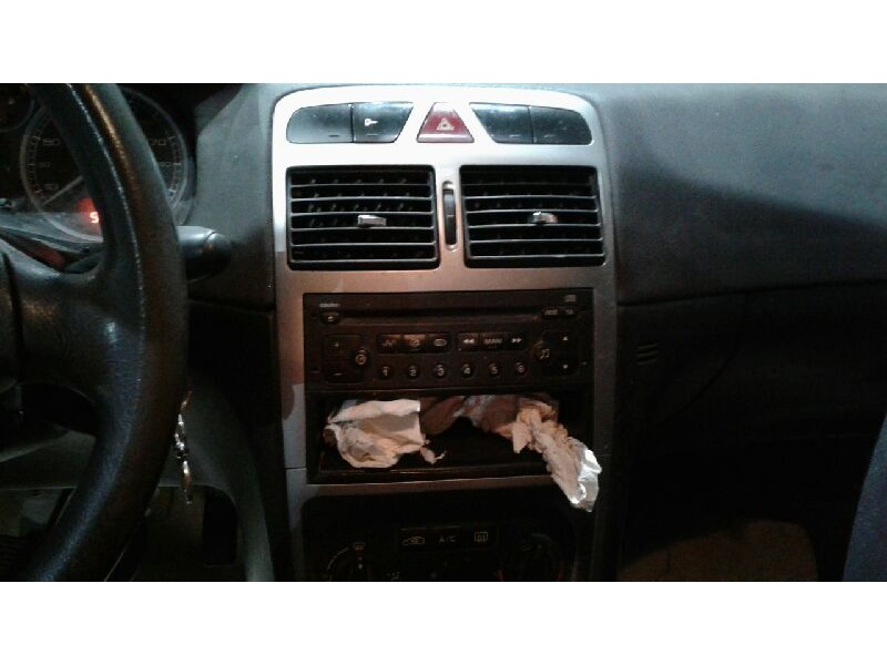 peugeot 307 (s1) del año 2004