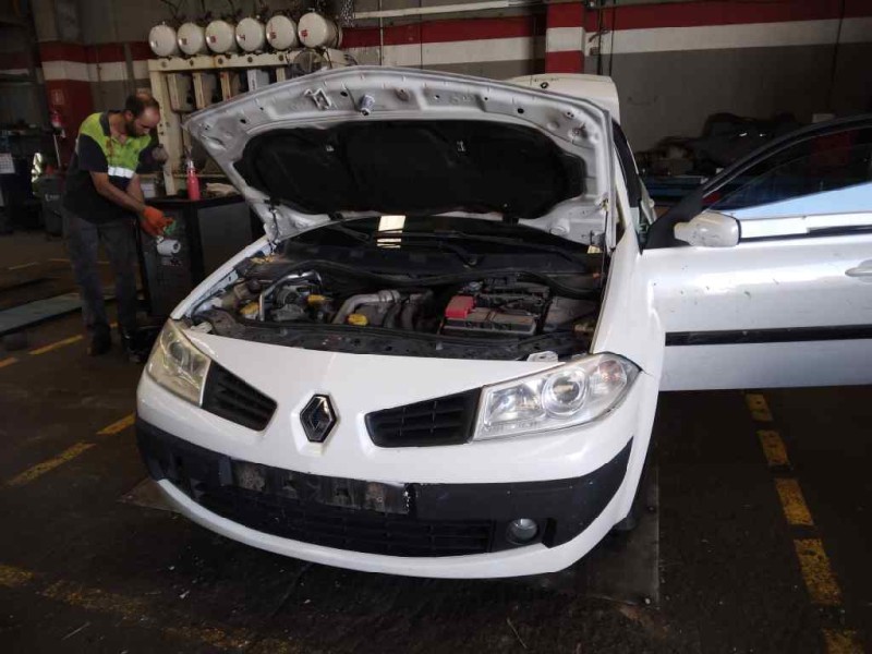 renault megane ii classic berlina del año 2007